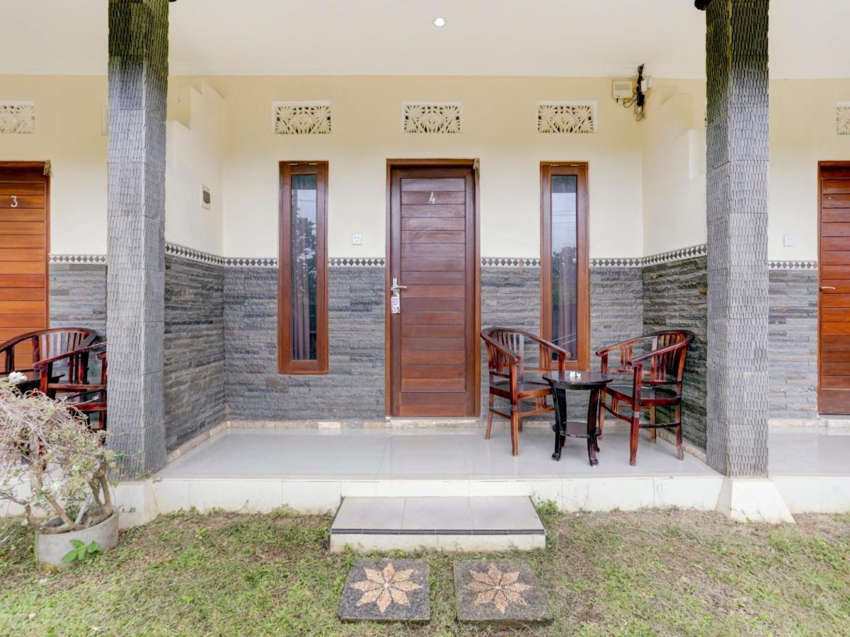 Oyo 90711 Blembong Homestay Джимбаран Екстер'єр фото